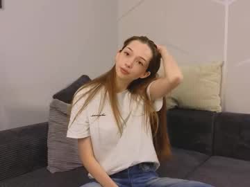 latina cam girl cherrymira image #4728862