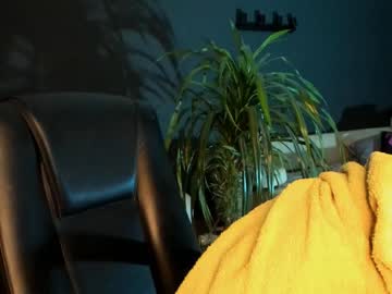 latina cam girl linellali image #1964120