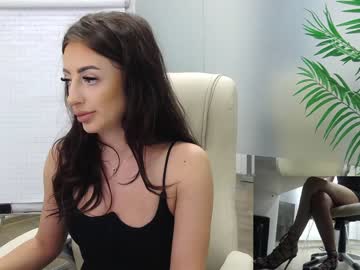latina cam girl babesgowild image #3228290