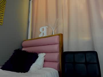 latina cam girl roberta_lipa image #1992881