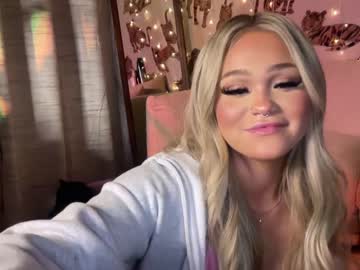 latina cam girl ari_02 image #4178099