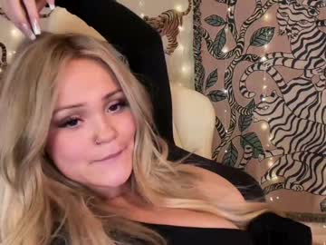 latina cam girl ari_02 image #3550861