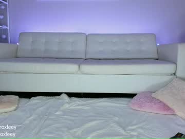 latina cam girl roxy_blue_eyed_ image #82564
