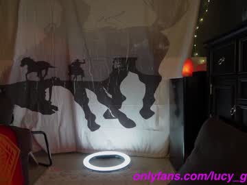 latina cam girl lucy_gooosey image #4061956
