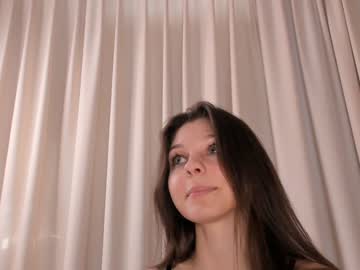 latina cam girl peek_in_my_window image #4343382