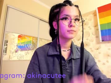 latina cam girl akino_17 image #342036