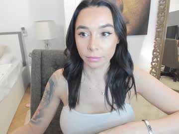 latina cam girl squirtbetty image #663363