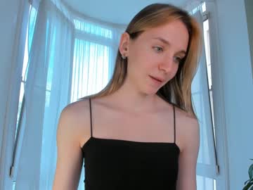 latina cam girl bryrecutee image #3140758