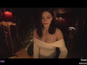 latina cam girl lucieoude_ image #526883
