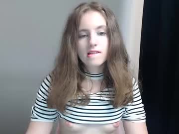 latina cam girl mija_mari image #2058778