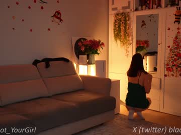 latina cam girl _blackbee_ image #3920988
