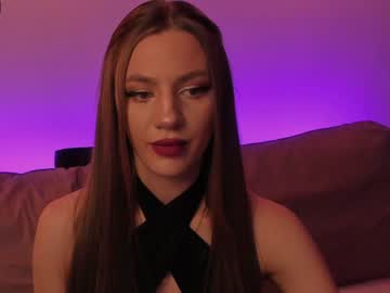 latina cam girl maryhillt image #2422642