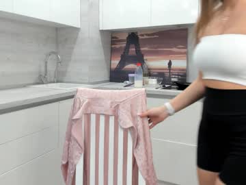 latina cam girl brittcubitt image #4264281