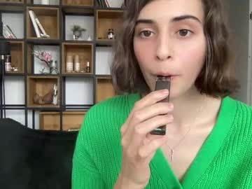 latina cam girl wonderland_stia image #3600218