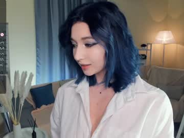 latina cam girl your_desssert image #4613001