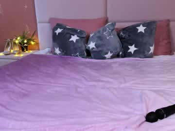 latina cam girl stella_francess image #1423076