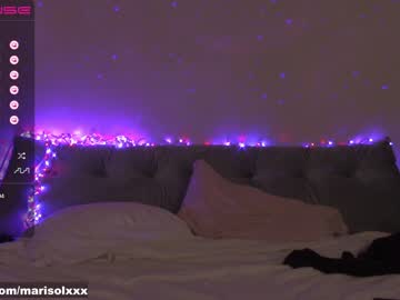 latina cam girl mari_and_jandro image #2811030