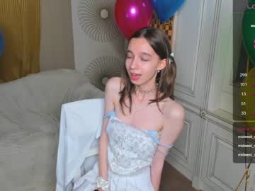 latina cam girl happiness_call image #3616028