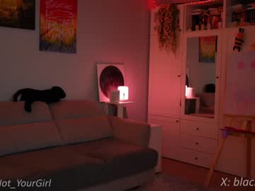 latina cam girl _blackbee_ image #4435504
