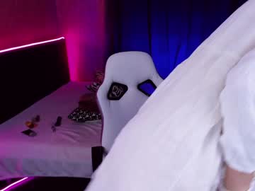 latina cam girl eva__blonde image #1534517