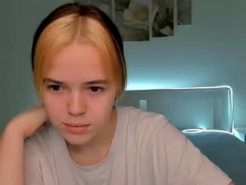 latina cam girl renee_whi image #2114722