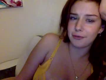 latina cam girl _xobbylizziexo image #2247858