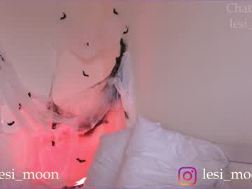 latina cam girl lesi_moon image #3737340