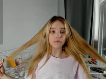 latina cam girl solsticea image #4709374