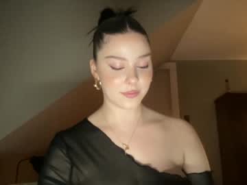 latina cam girl novavangogh image #3770948
