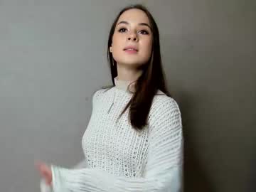 jeanne_curtis latina cam