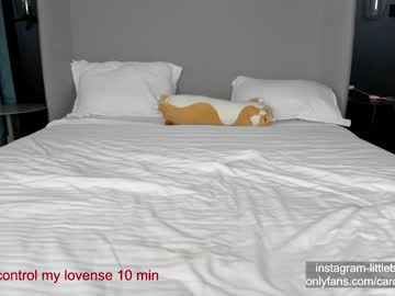latina cam girl carolinaherera image #3940676
