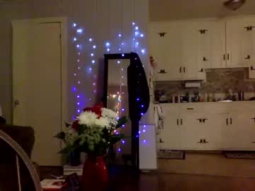 violet_love_x latina cam