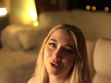 latina cam girl owlluree image #4076832