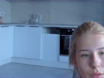 latina cam girl juliaberrin image #1687259