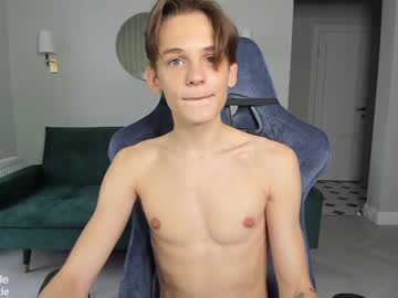 latina cam man aiko_miracle image #1995699