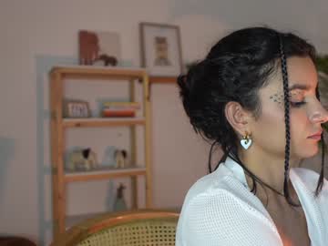 latina cam girl urcutelinda image #4455046