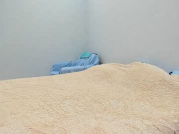 latina cam girl yana_squrel_22 image #3264504