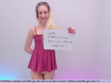 latina cam girl girl_i_am image #2651162