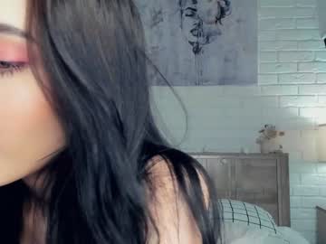 latina cam girl riskyproject image #3645001