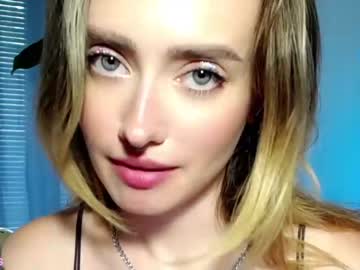 latina cam girl _yvie_ image #1519214