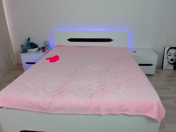 latina cam girl yana_squrel_22 image #866760