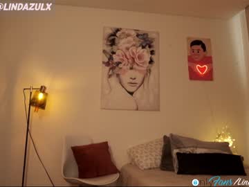 latina cam girl lindabluee image #2888309