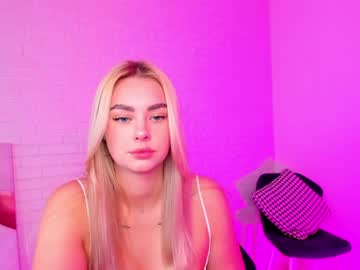 latina cam girl 8a8y_nura image #680068