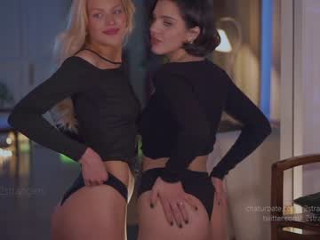 latina cam girl _2strangers image #2525048