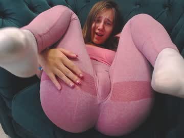 latina cam girl nancycute__ image #1983611