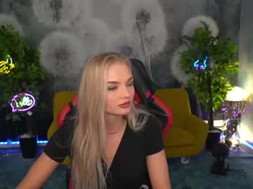 latina cam couple kira0541 image #1671565