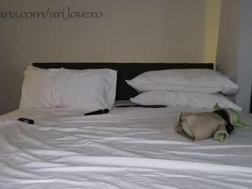 latina cam couple ari_lovexo image #2596322