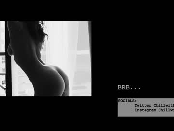 latina cam girl chillwithkira image #1812362