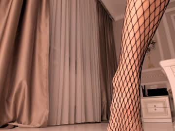 latina cam girl bae_suz image #973764