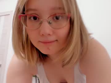 latina cam girl laurachane image #2628742